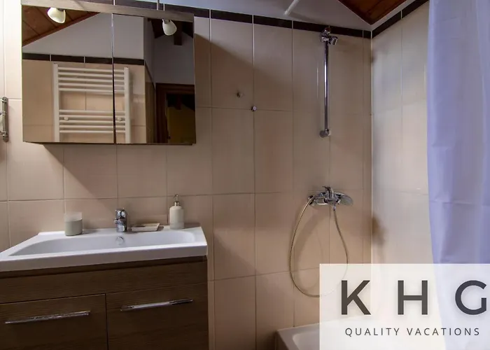 Terraced Maisonette In Argostoli! *