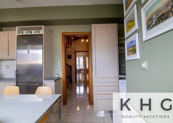 Terraced Maisonette In Argostoli! *